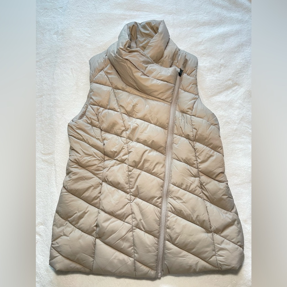 ORIGINAL Nicole Miller Puffer Vest